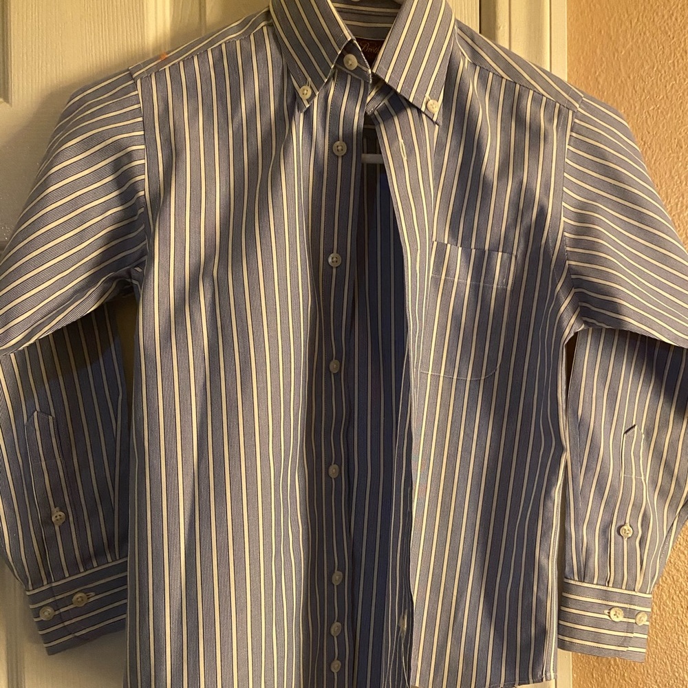 Brooks & Brothers Boys  Shirt size Small NWT